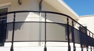 Athos toles perforees et lasers garde corps aluminium Portalier Pontoise